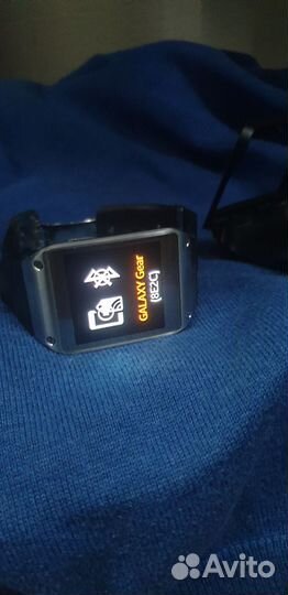 Смарт часы Samsung Galaxy Gear SM-V700