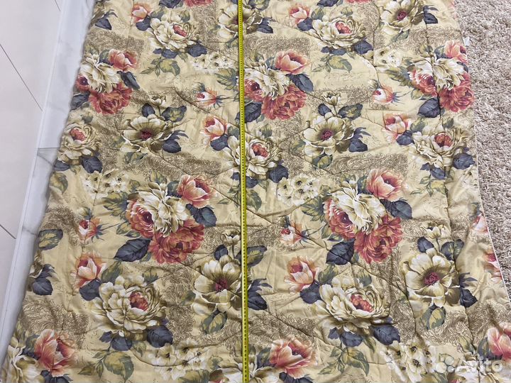 Односпальное одеяло бу 140х205