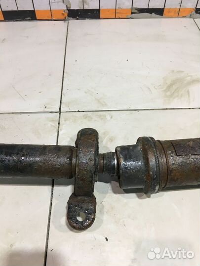 Карданный вал задний Audi Q7 4L