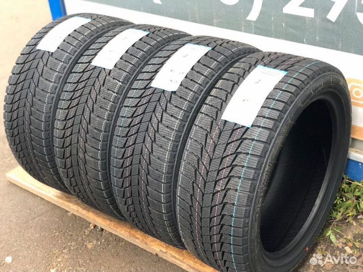 Triangle PL01 225/40 R18 92R