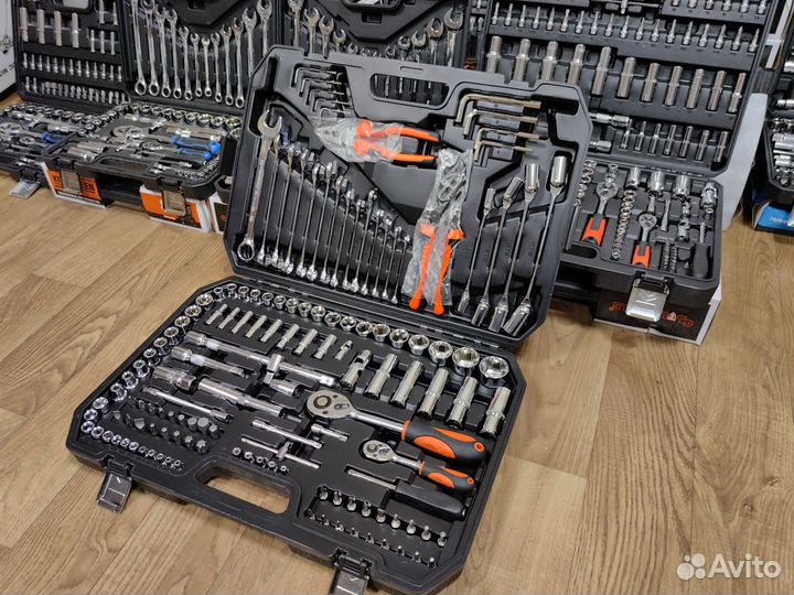 Набор инструментов 137 предметов