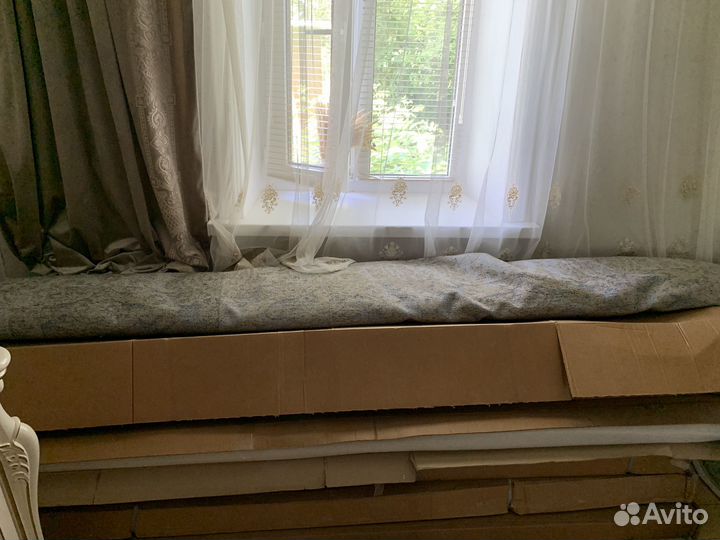 Спальный гарнитур