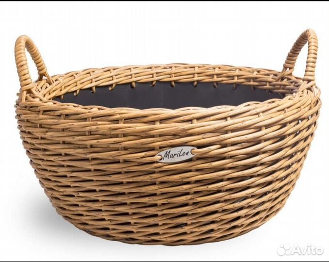 Кашпо- корзина из искусственного ротанга