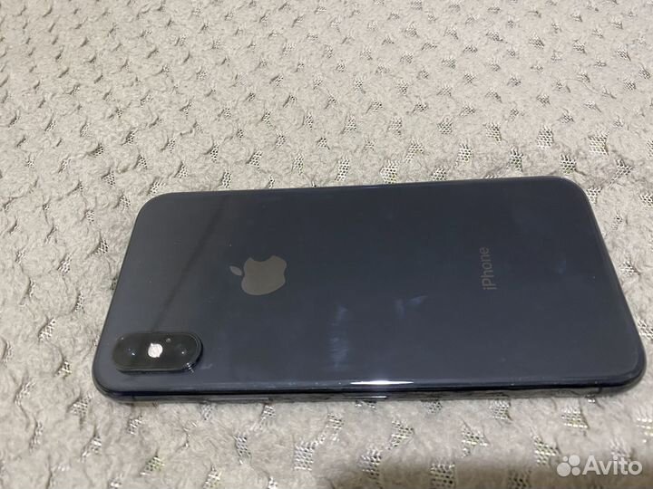 iPhone Xs, 64 ГБ