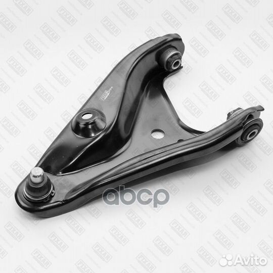 Рычаг подвески передний нижний правый renault L