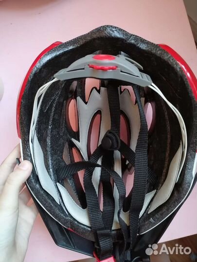 Велошлем взрослый красный регулируемый