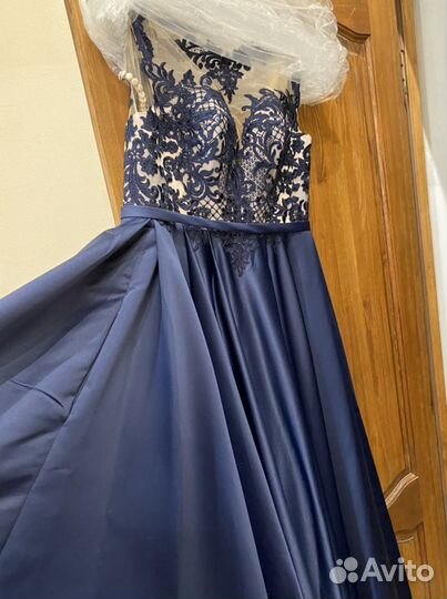 Вечернее платье в пол 48-50