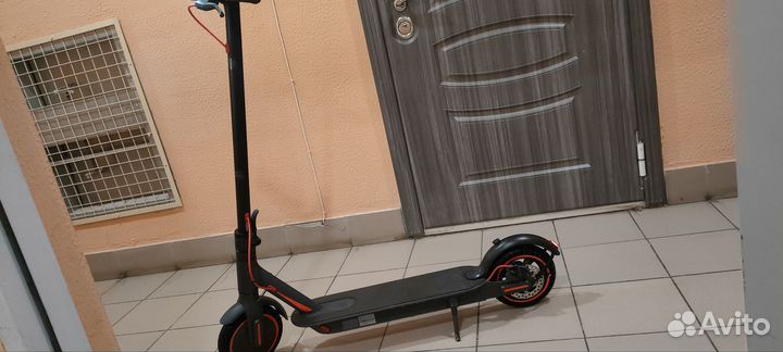 Электросамокат xiaomi m365 pro
