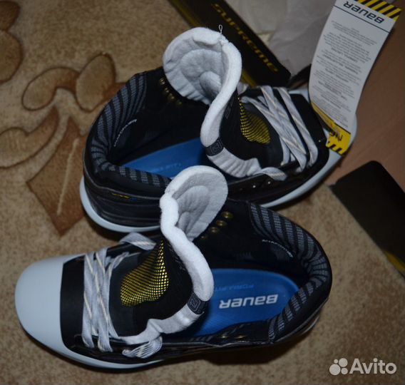 Новые коньки вратарские Bauer Supreme One.9