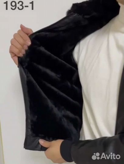 Куртка зимняя на меху, новая