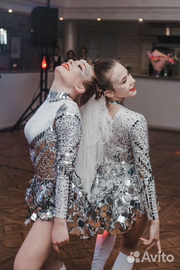 Костюмы для танцевального коллектива