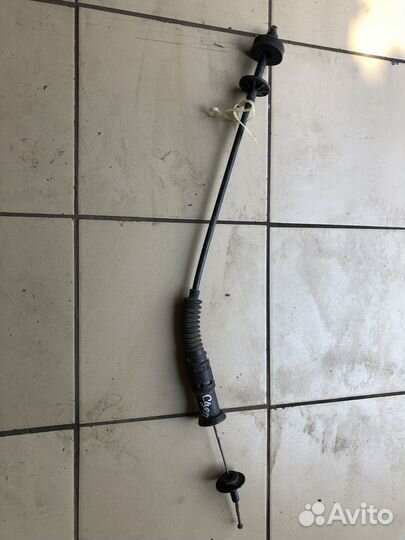 Трос сцепления Volkswagen Vento