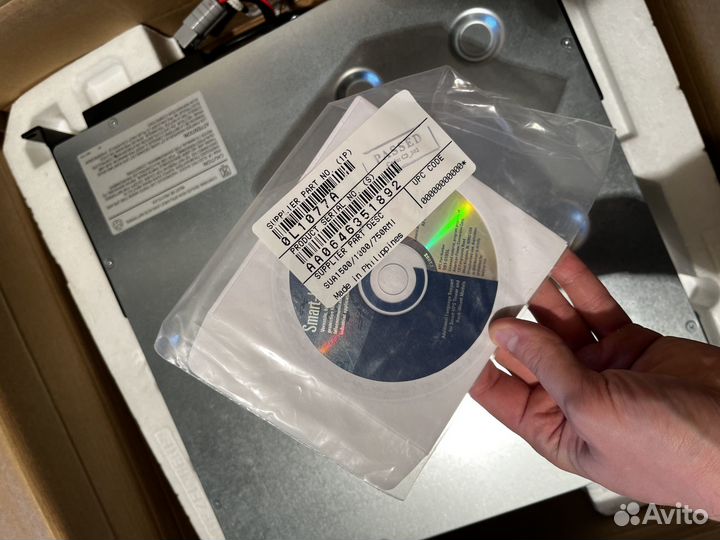 Источник бесперебойного питания APC Smart-UPS 1500