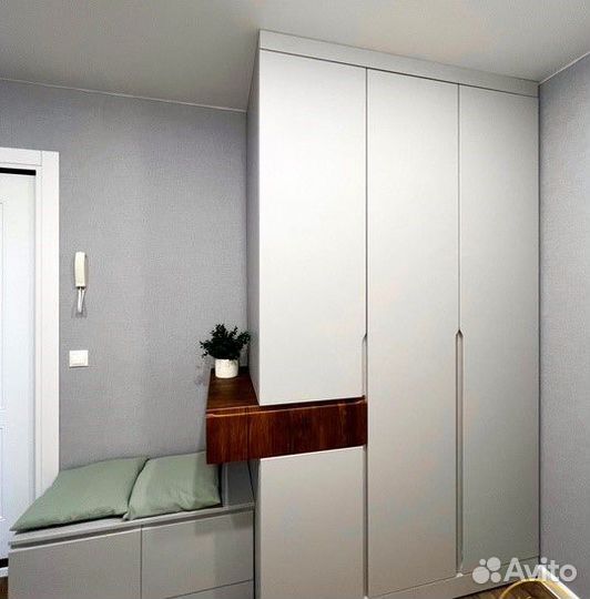 Шкаф распашной