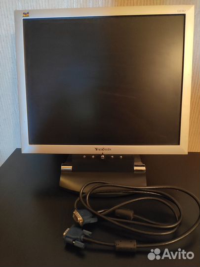 Монитор ViewSonic VA702