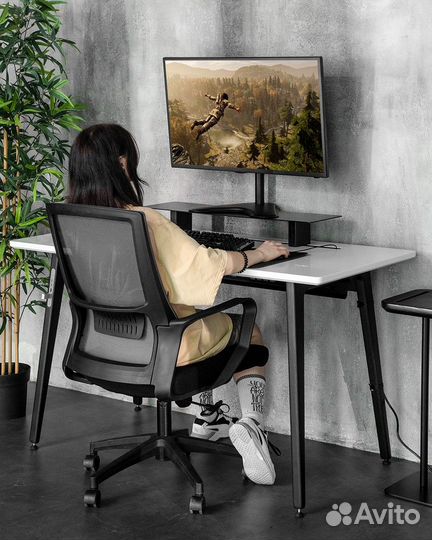 Стол письменный серый