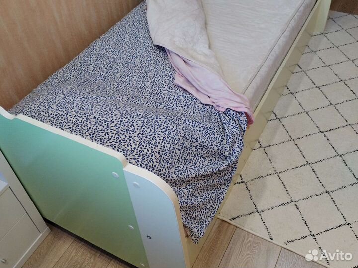 Детская кровать от 3 лет с матрасом бу