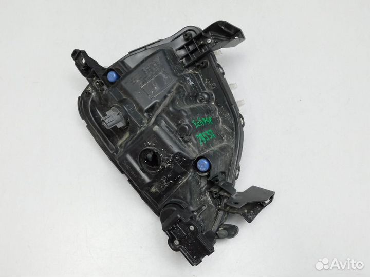 Фара противотуманная левая Mitsubishi Eclipse Cross