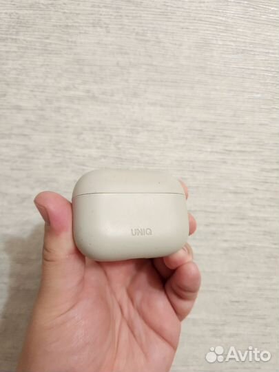 Оригинальные AirPods Pro с премиум чехлом