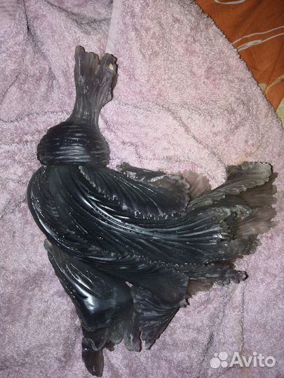 Резная фигура капуста из нефрита