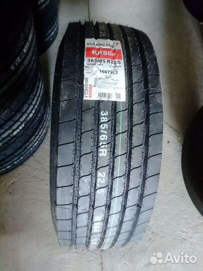 Kumho KLT03 385/55