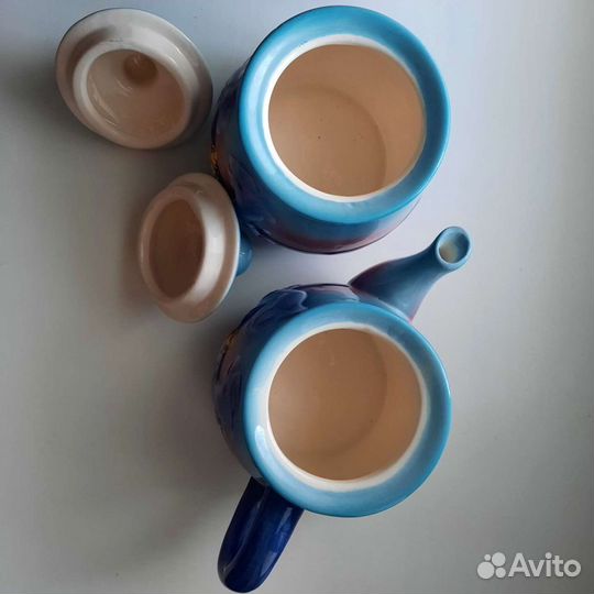 Чайник заварочный и сахарница