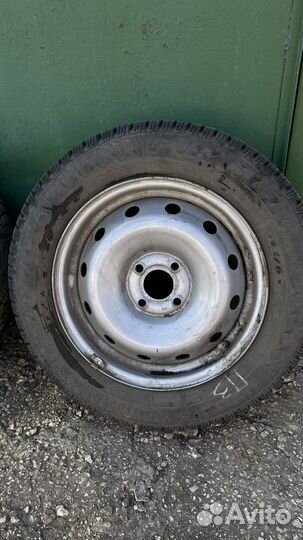 Диски r15 Magnetto + шины зимние на Рено Сандеро