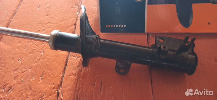 Стойки на Hyundai Tucson