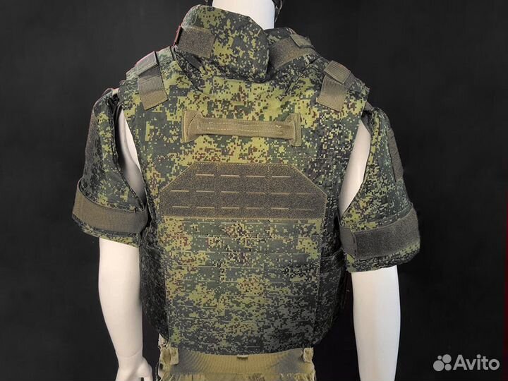 Бронежилет комплектный