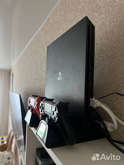 Sony Playstation 4 Pro 1tb SSD