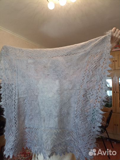 Пуховый платок паутинка