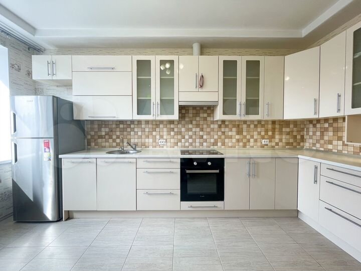 2-к. квартира, 60 м², 11/16 эт.