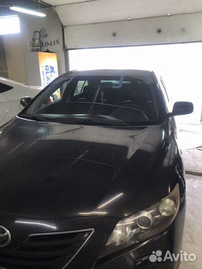 Лобовое стекло Toyota Camry 40