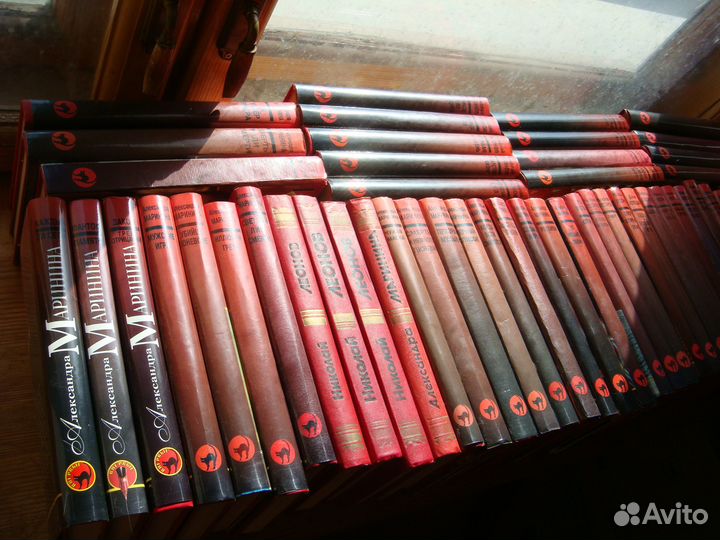 Книги детективы серия 