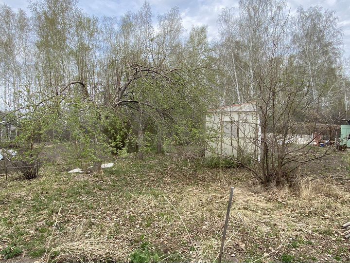 Дача 20 м² на участке 6 сот.