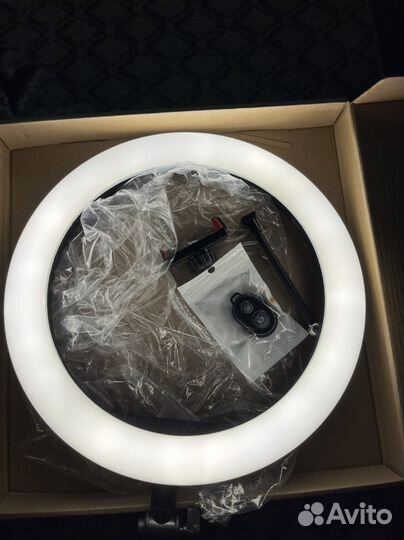 Кольцевая лампа 32см