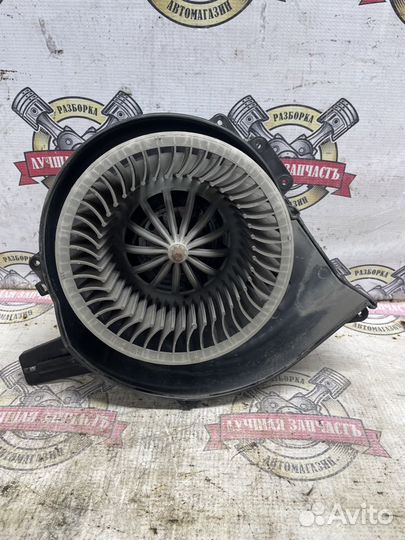 Моторчик печки шкода Фабия 2 / Рапид / Поло