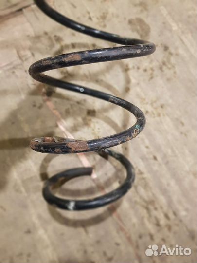 Пружина передняя Renault Megane 2 1.6