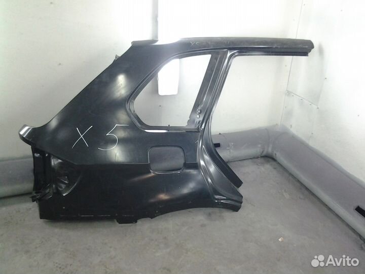 BMW X5 Е70 крыло заднее правое