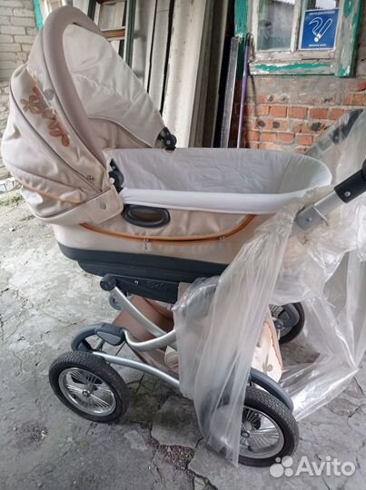 Коляска детская в полном комплекте