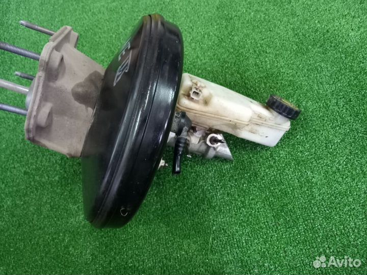 Вакуумник +гтц Renault Megane III 2009-2016