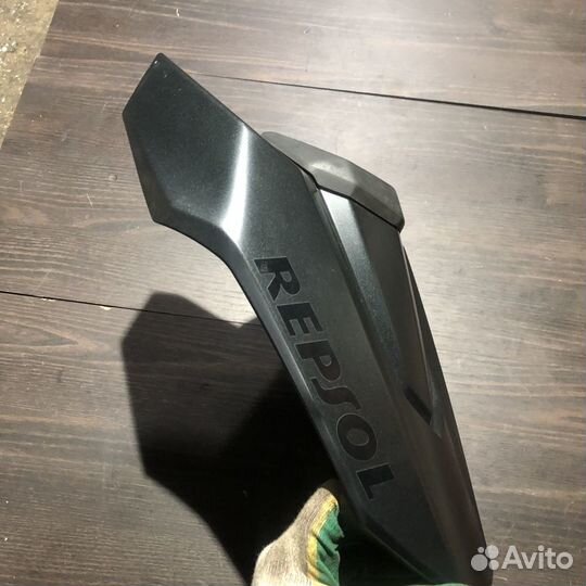 Заглушка сиденья для Honda CBR650R 20г