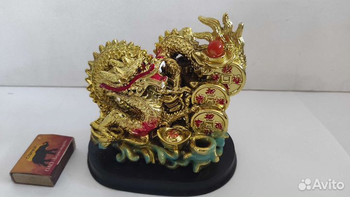 Статуэтки фигуры