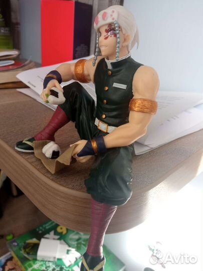 Аниме фигурки (разные)