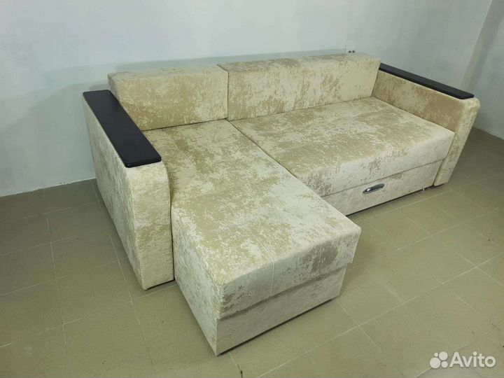 Угловой диван
