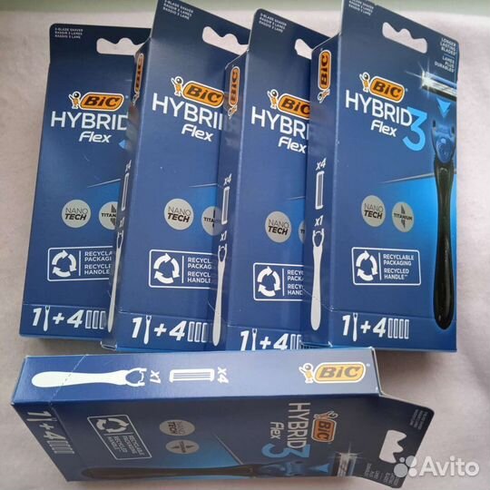 Бритвенный станок BIC + 4 кассеты