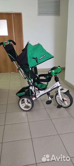 Трехколесный велосипед с родительской ручкой