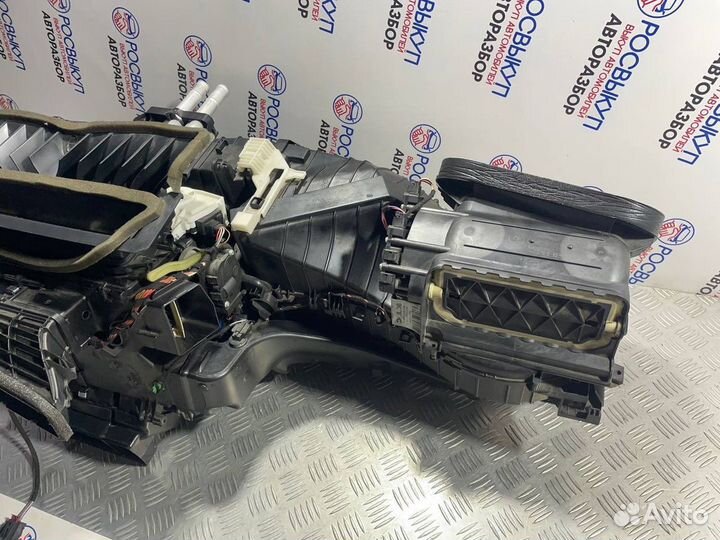 Корпус печки Audi A4 B8 1.8