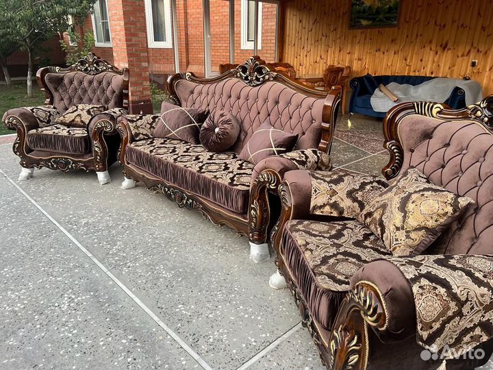 Диван и 2 кресла