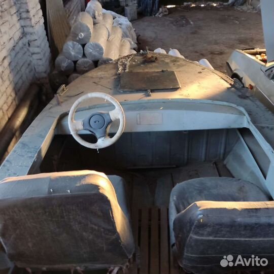 Катер Прогресс с прицепом